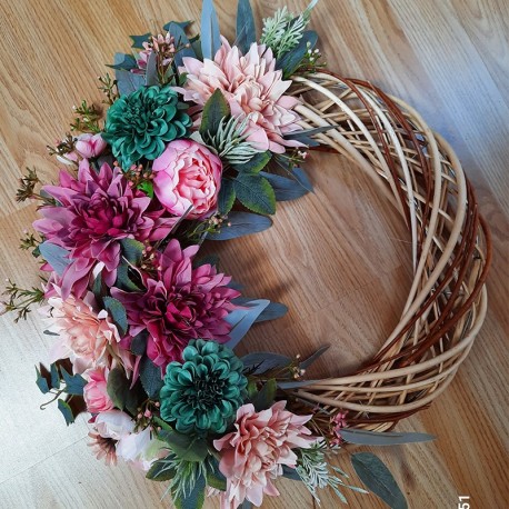 Wicker wreath